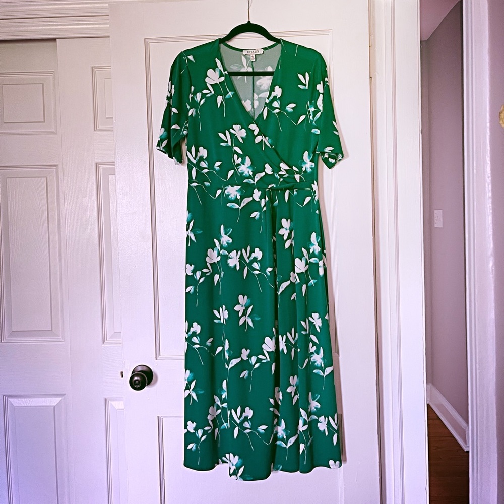 CHAUS Floral Pattern Faux Wrap Midi Dress